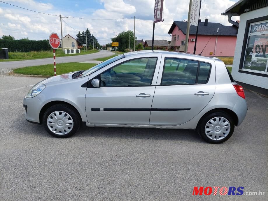 2008' Renault Clio 1.2 16V, photo #4
