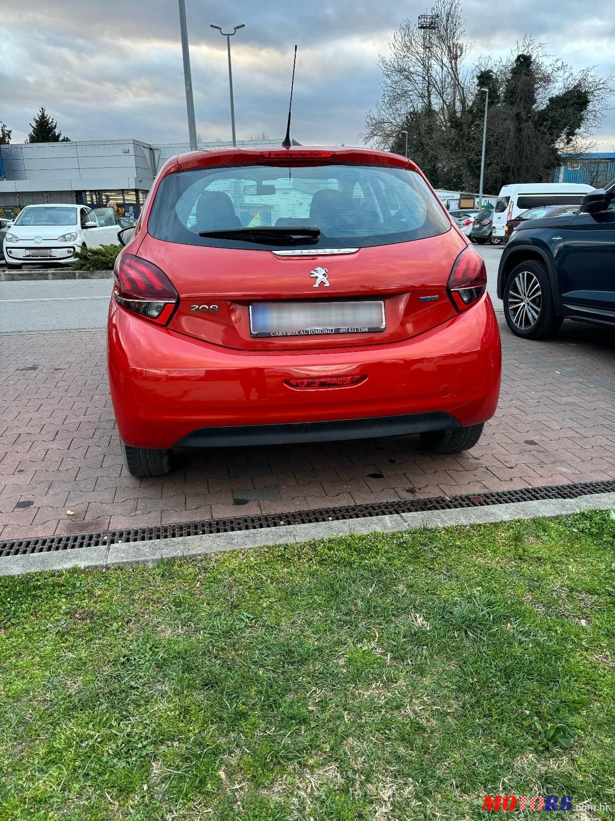 2017' Peugeot 208 photo #3