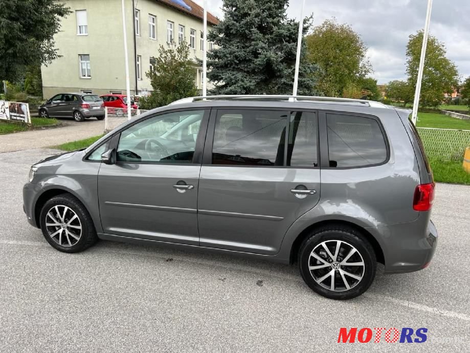 2015' Volkswagen Touran 1,6 Tdi photo #4