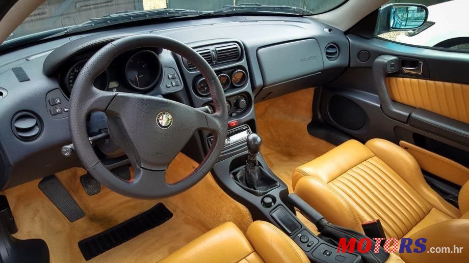 1996' Alfa Romeo GTV photo #5