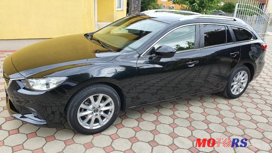 2015' Mazda 6 Sport Combi photo #1