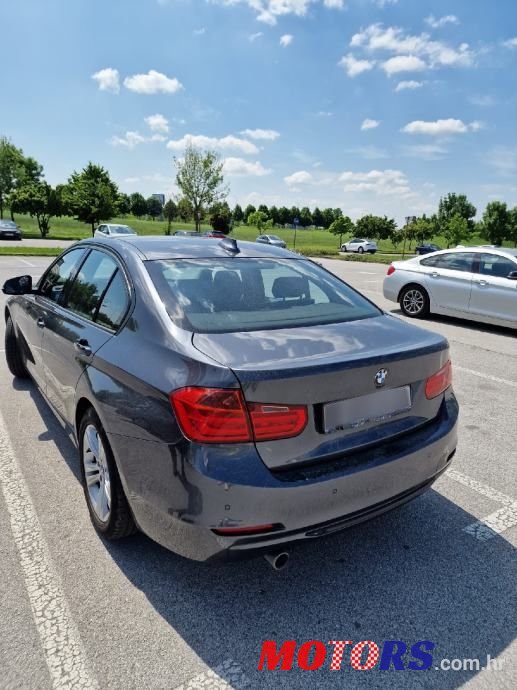 2015' BMW Serija 3 318D Sport photo #3