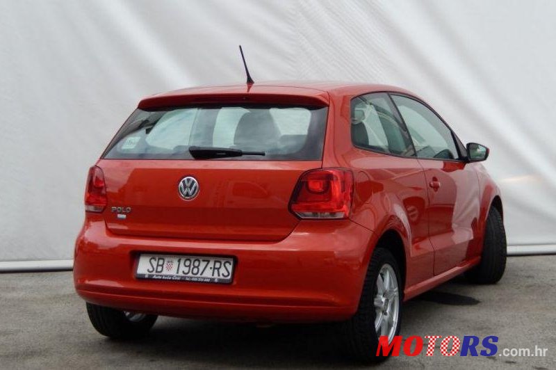 2010' Volkswagen Polo photo #1