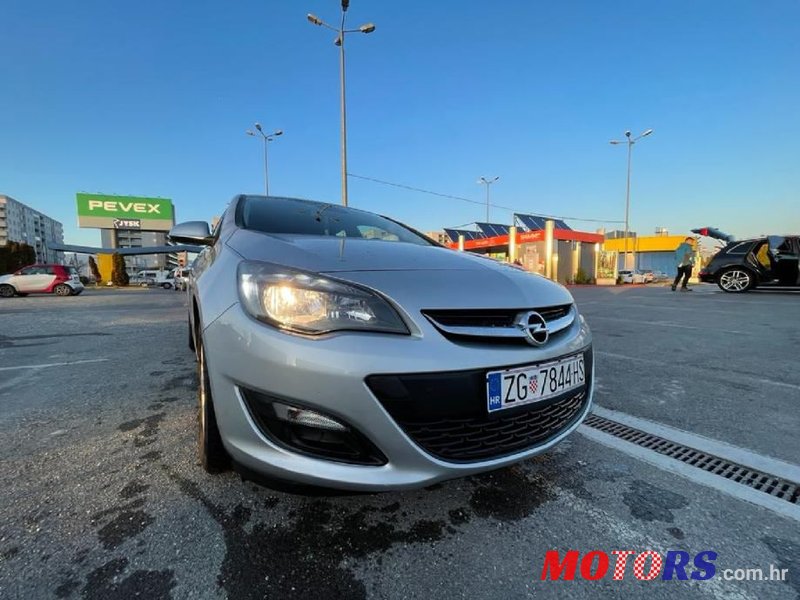 2015' Opel Astra 1.6 Cdti photo #6