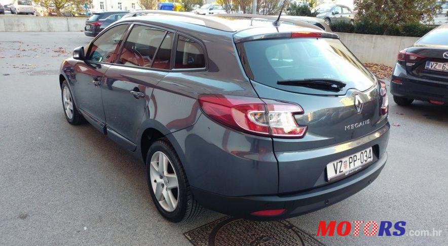 2015' Renault Megane Grandtour photo #1