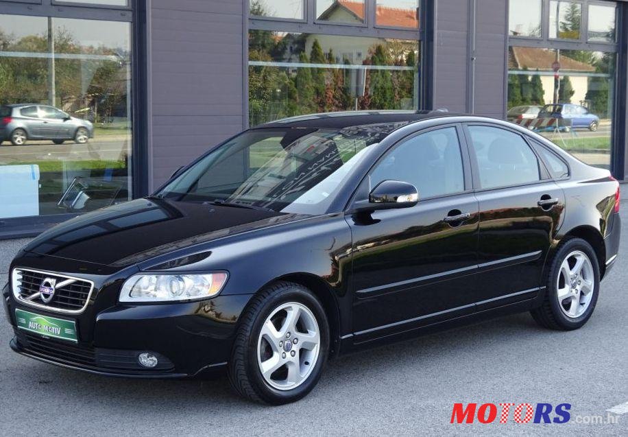 2012' Volvo S40 D2 photo #1
