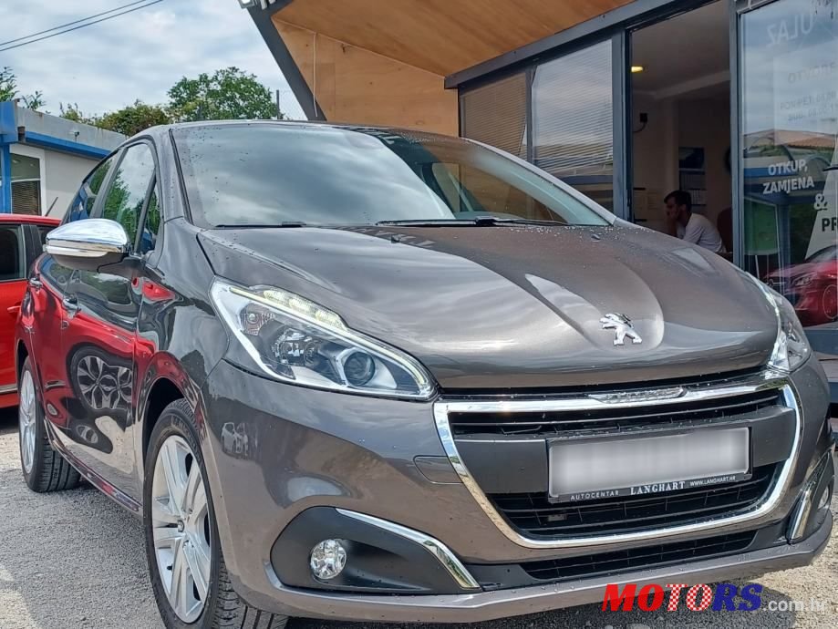 2019' Peugeot 208 1,2 Puretech photo #3