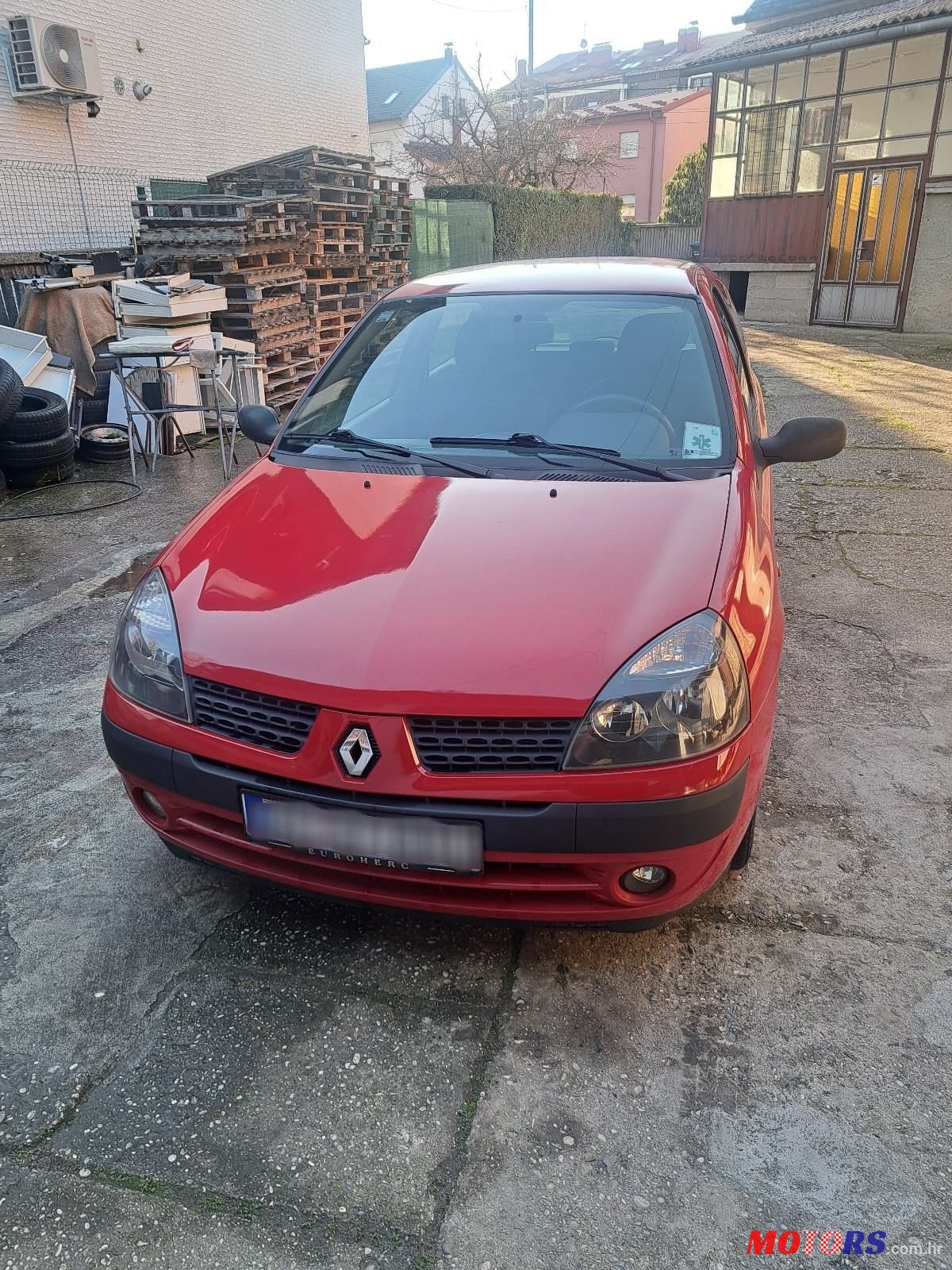 2002' Renault Clio 1,5 Dci photo #2