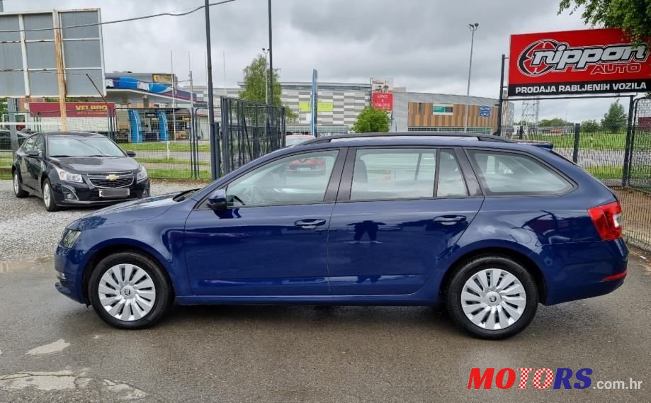2017' Skoda Octavia Combi photo #3