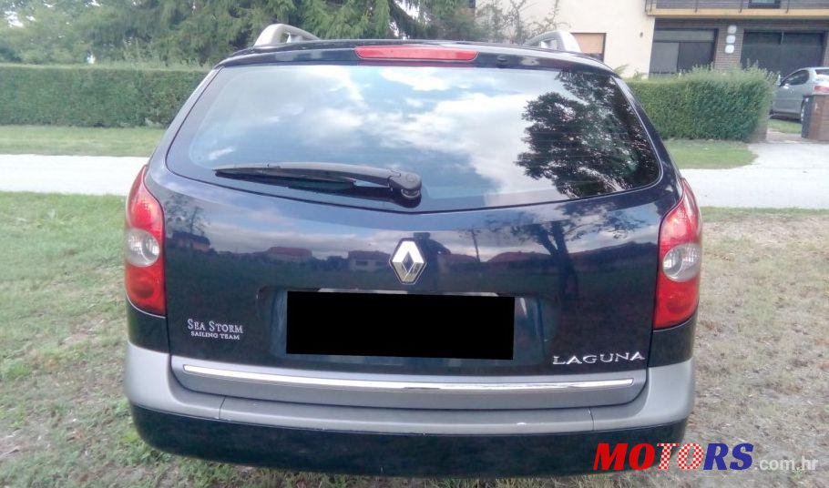 2005' Renault Laguna Grandtour photo #2