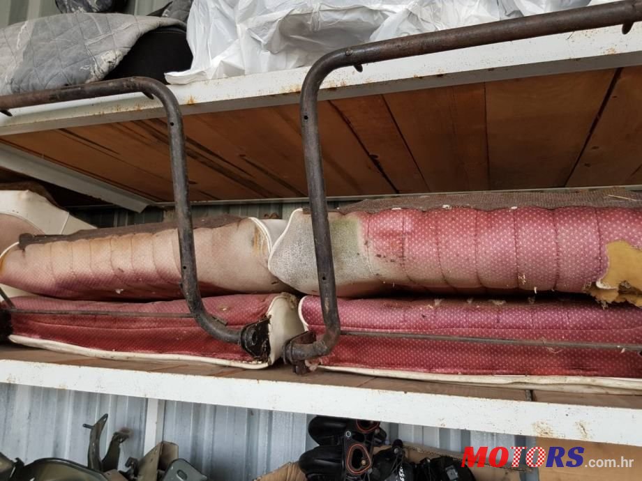 1971' Peugeot 404 1,5 photo #5