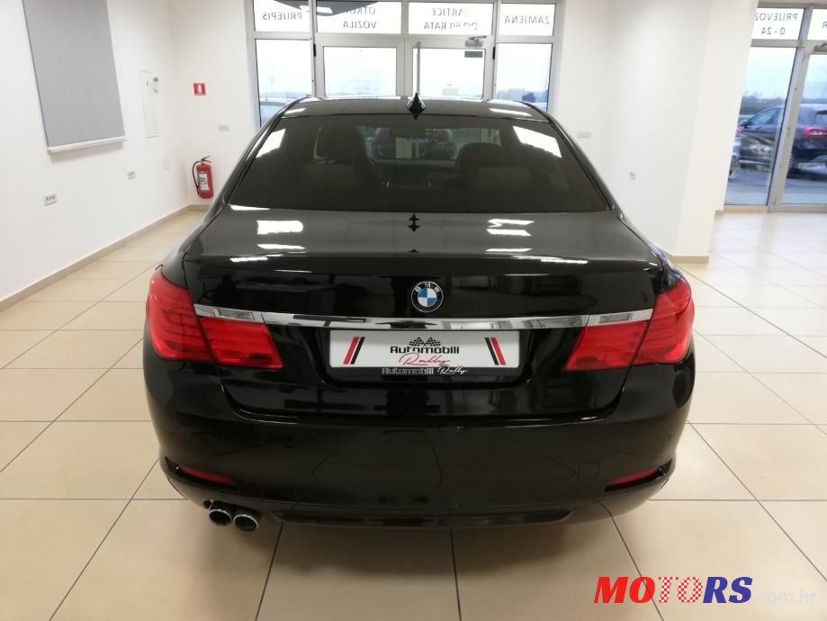 2009' BMW Serija 7 730D photo #6