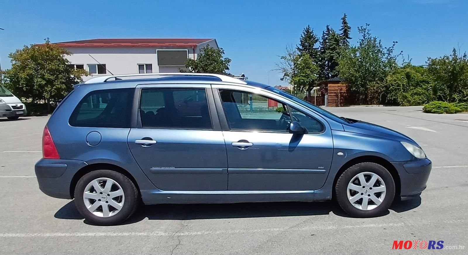 2005' Peugeot 307 Sw photo #2