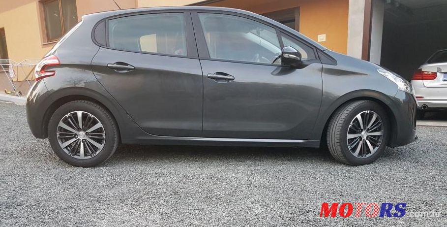 2014' Peugeot 208 1,6 E-Hdi photo #1