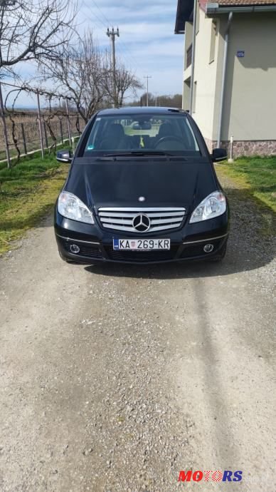 2011' Mercedes-Benz A-Klasa 160 photo #2