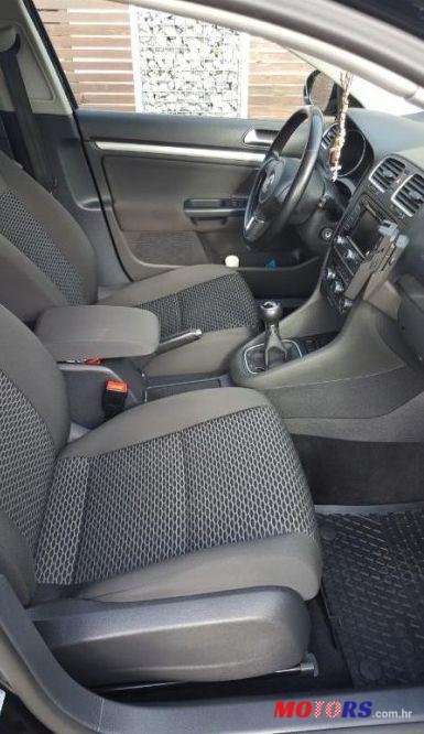 2010' Volkswagen Golf VI Variant photo #1