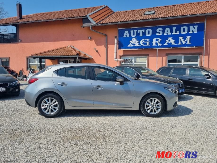 2016' Mazda 3 photo #6