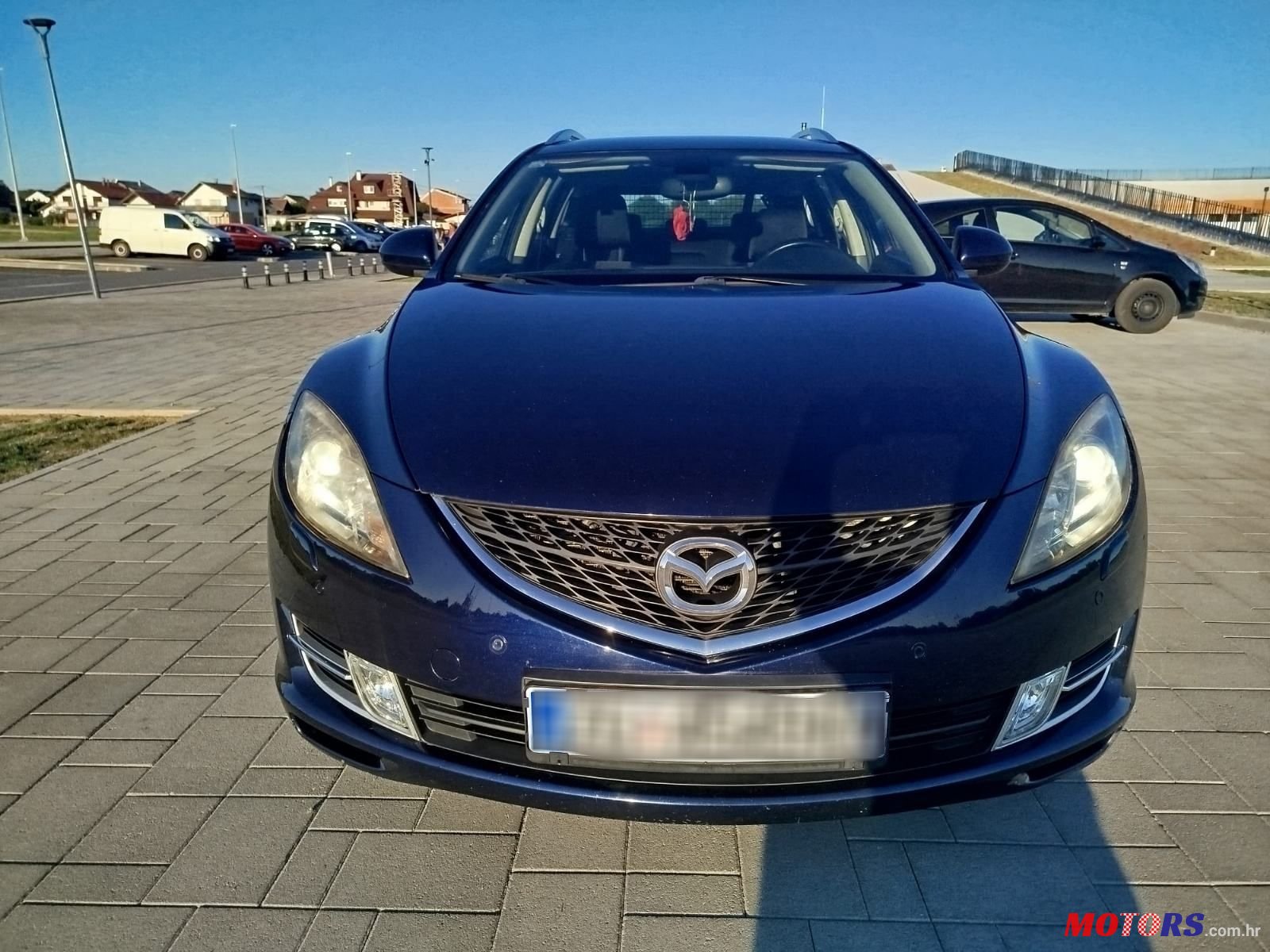 2008' Mazda 6 Sport Combi photo #5