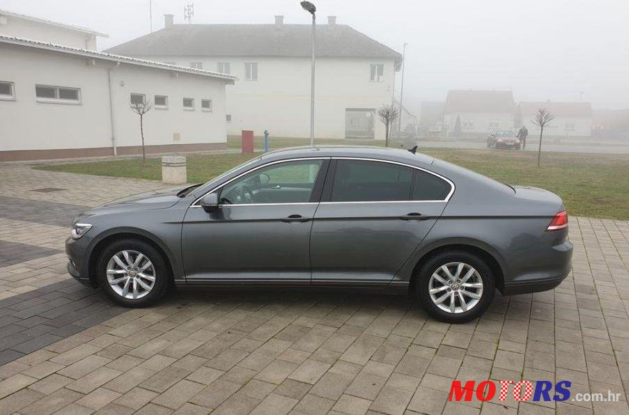 2015' Volkswagen Passat 2,0 Tdi Bmt photo #1