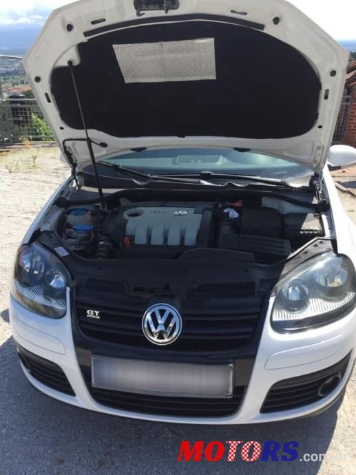 2008' Volkswagen Golf 5 photo #3