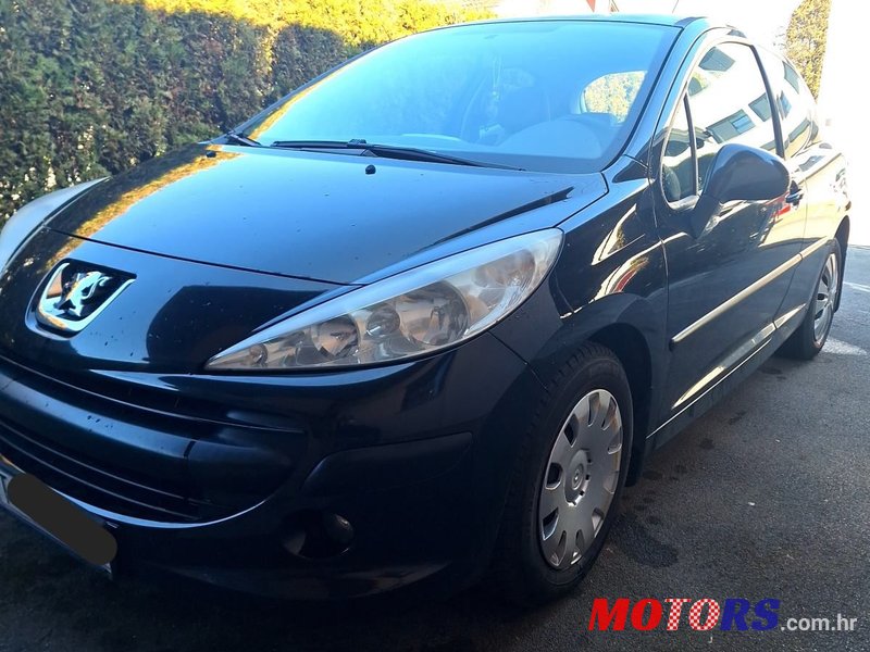 2007' Peugeot 207 1,4 photo #2