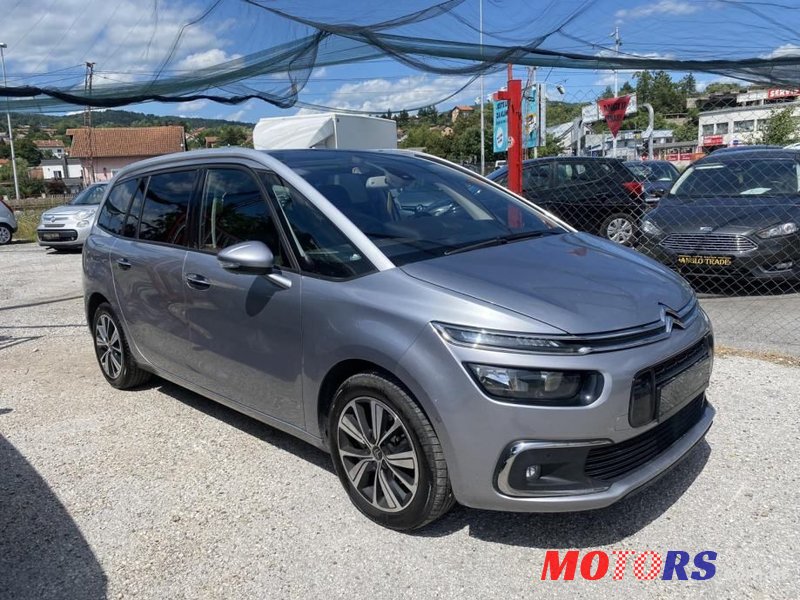 2017' Citroen C4 Picasso 2.0 Hdi photo #3