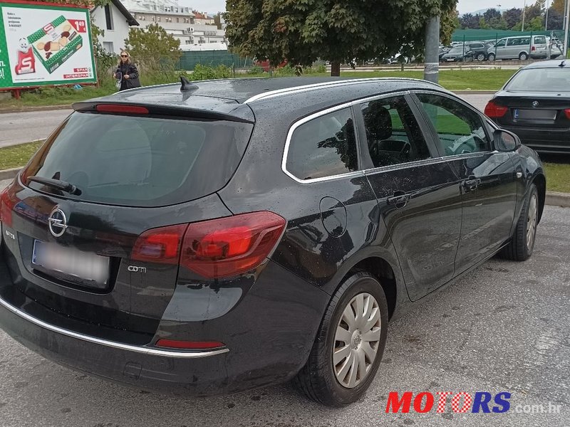 2015' Opel Astra Sports 1,6 Cdti photo #3
