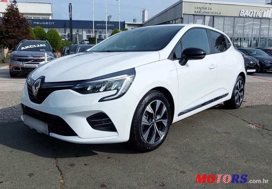 2023' Renault Clio Tce photo #1