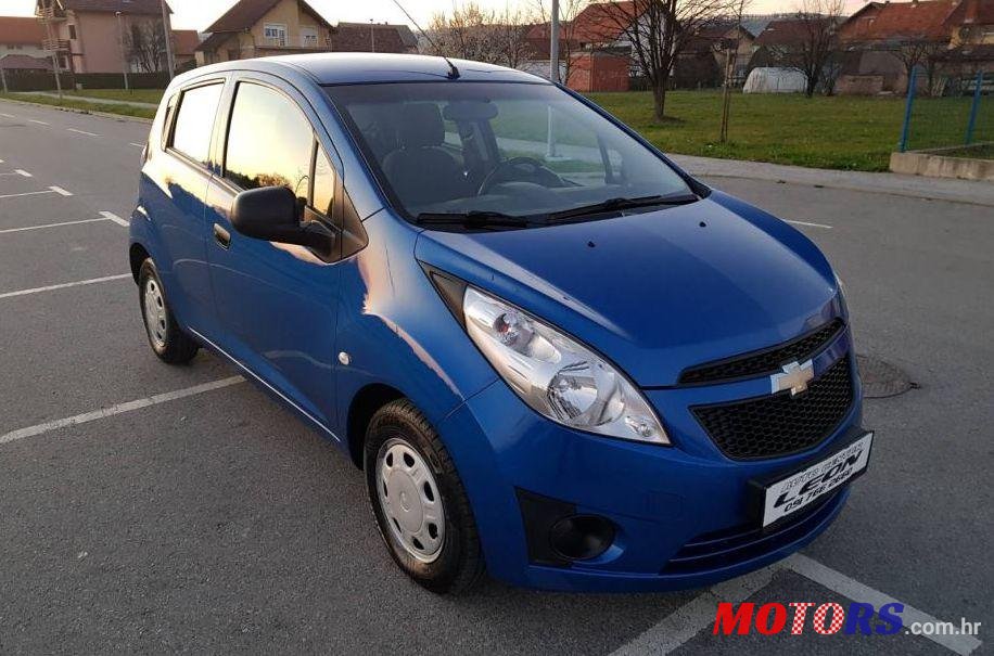 2012' Chevrolet Spark Spark 1,0 16V photo #1