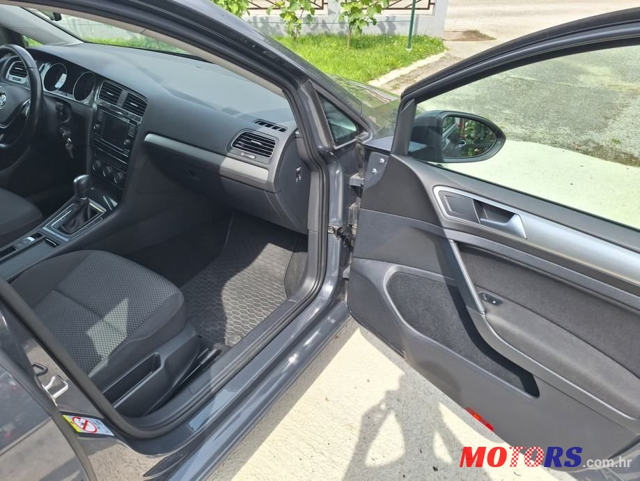 2017' Volkswagen Golf VII 1,6 Tdi photo #4