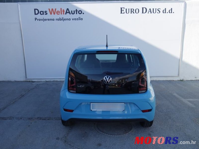 2020' Volkswagen Up! 1,0 Tsi photo #5