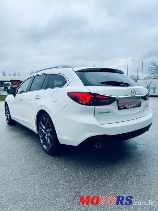 2017' Mazda 6 Sport Combi photo #6