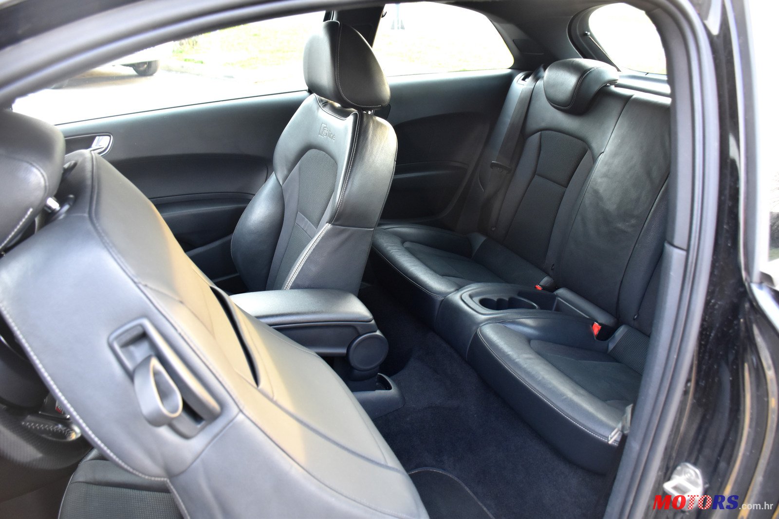 2015' Audi A1 s-line photo #5