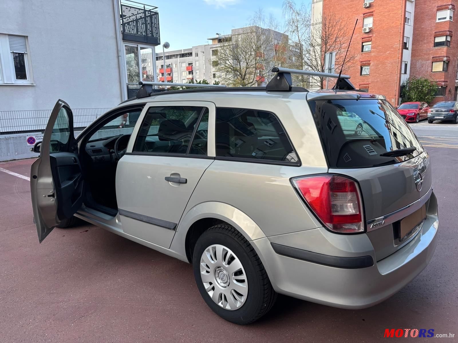 2006' Opel Astra 1,6 photo #6