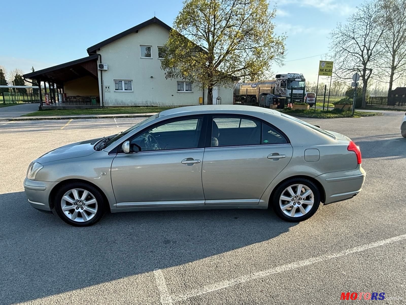 2005' Toyota Avensis 1,8 Vvt-I photo #4