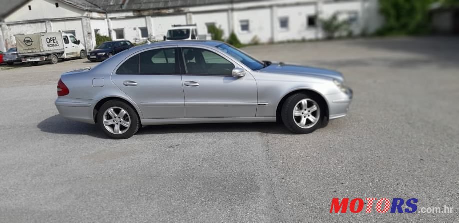 2005' Mercedes-Benz E-Klasa 200 Cdi Classic photo #6