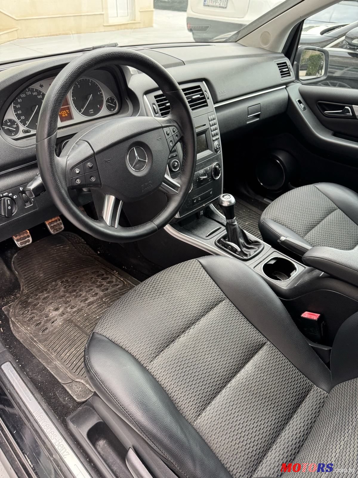 2011' Mercedes-Benz B-Klasa 180 Cdi photo #5