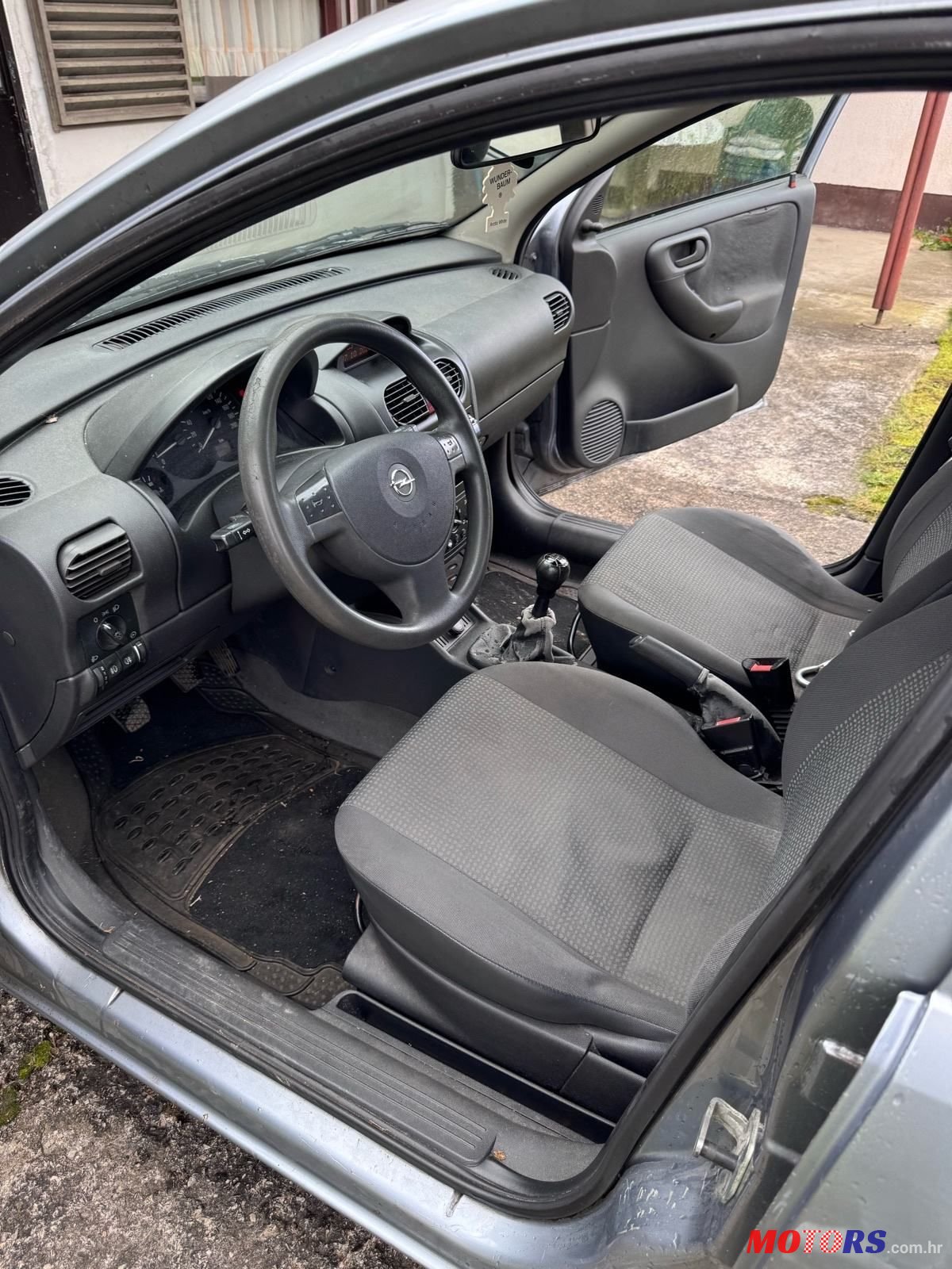 2004' Opel Corsa 1,3 Cdti photo #5