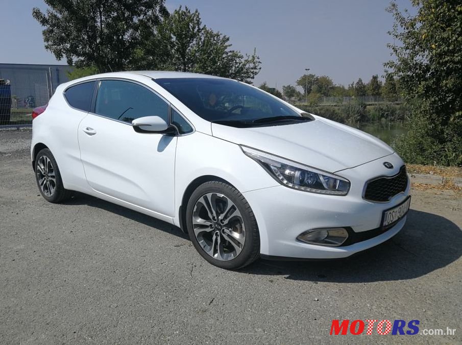 2013' Kia Pro Ceed 1,6 Crdi photo #1