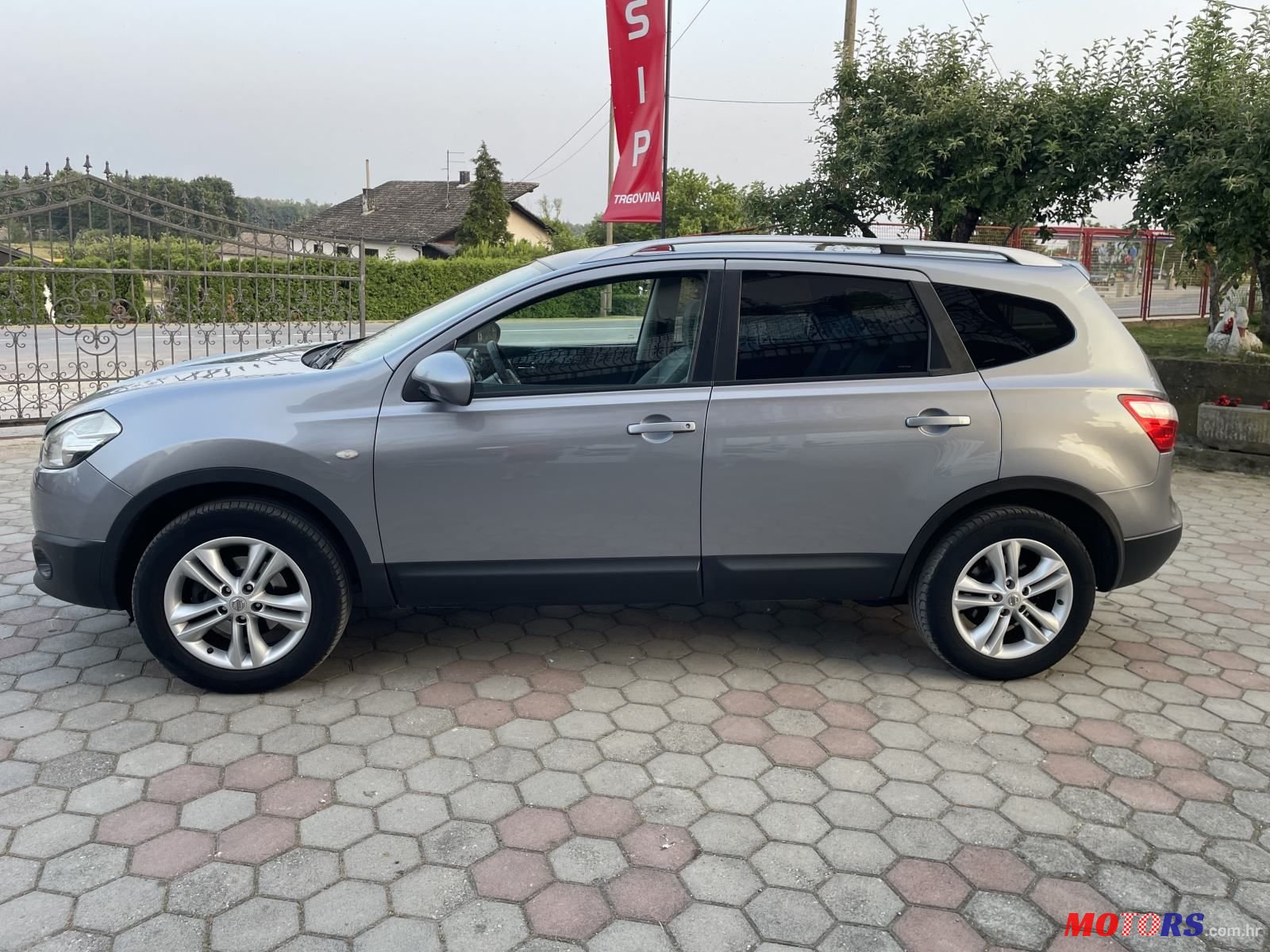 2010' Nissan Qashqai 1,5 Dci photo #1