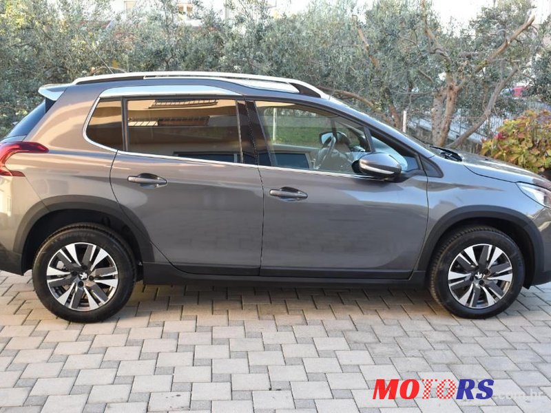 2018' Peugeot 2008 1,6 Bluehdi photo #5