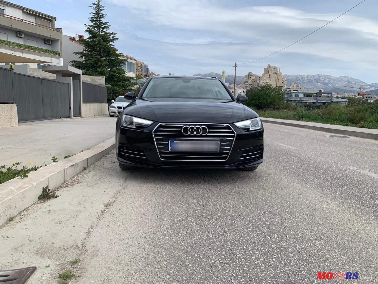 2017' Audi A4 Avant photo #2