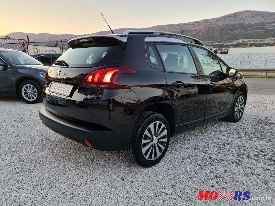 2017' Peugeot 2008 1,6 Bluehdi photo #3