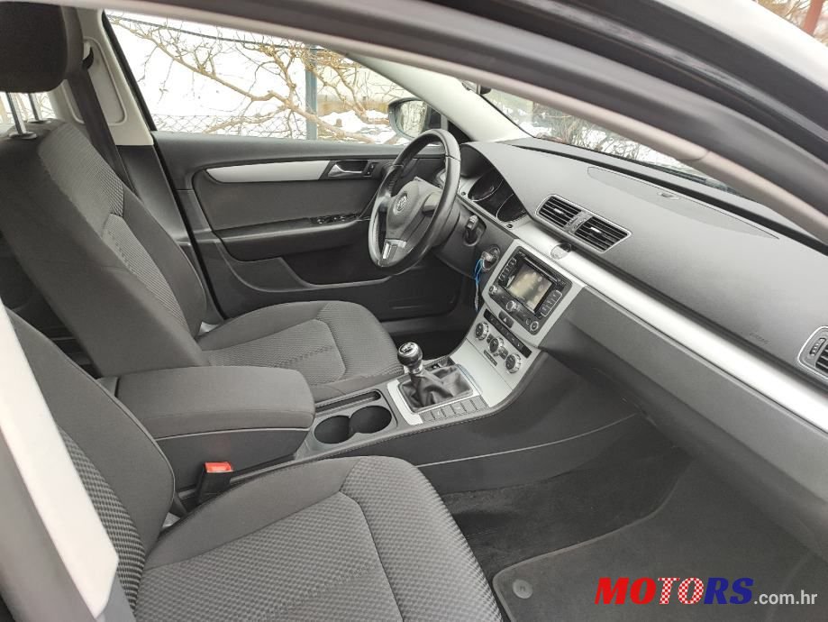 2012' Volkswagen Passat 2,0 Tdi Bmt photo #6