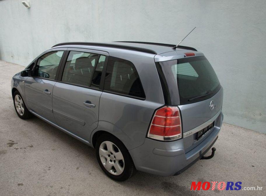 2006' Opel Zafira 1,6 photo #1