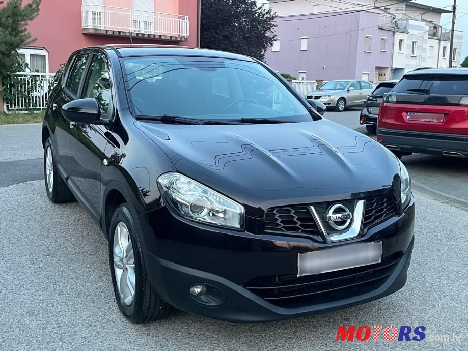 2013' Nissan Qashqai 1,6 Dci photo #2
