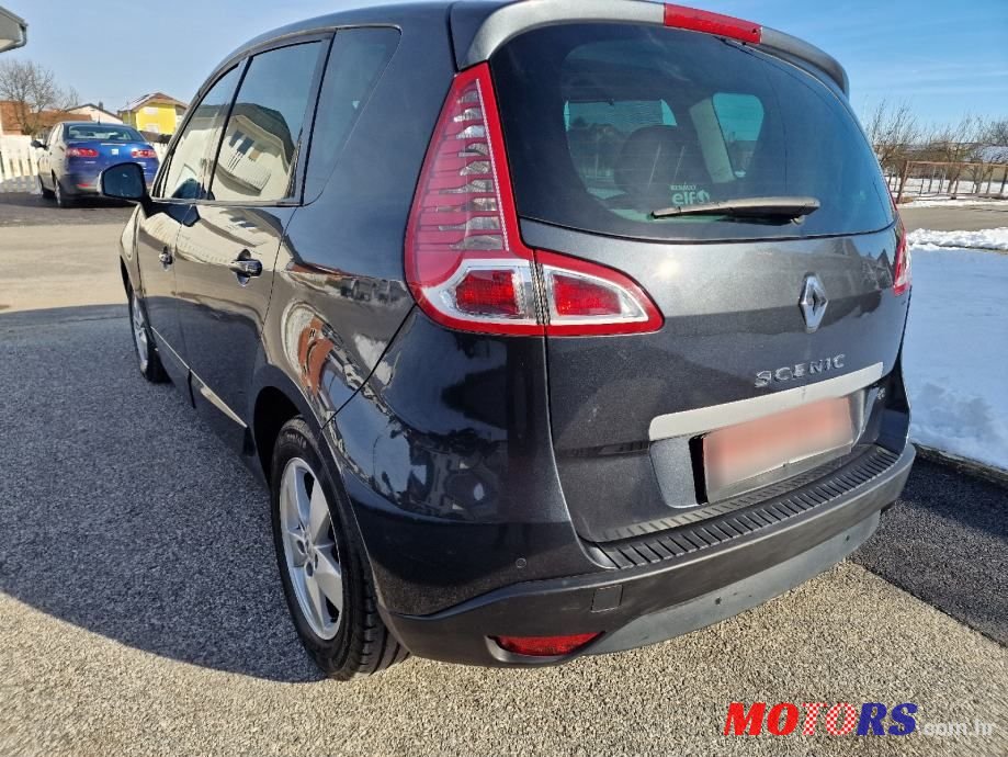 2010' Renault Scenic 1,5 Dci photo #3