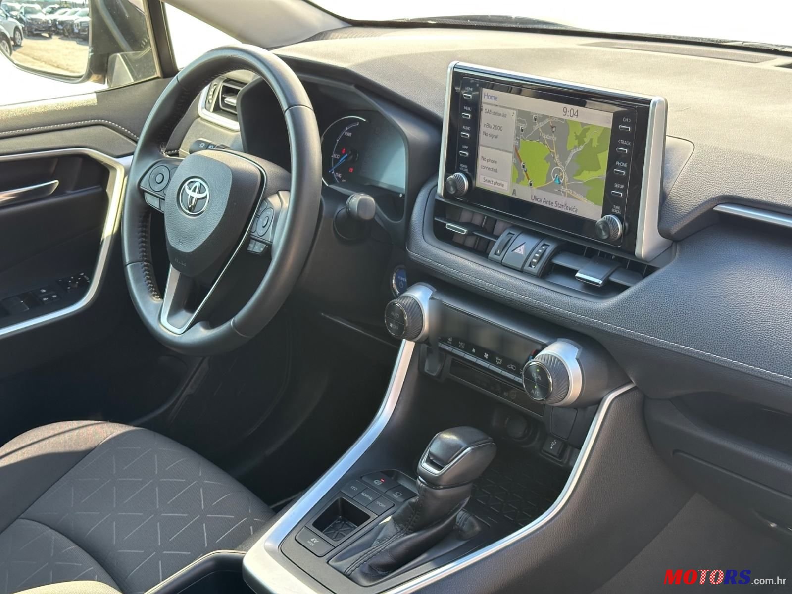 2021' Toyota RAV4 Hybrid photo #6