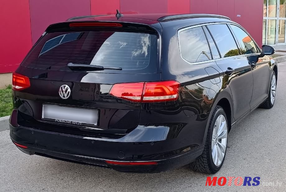 2015' Volkswagen Passat Variant photo #6