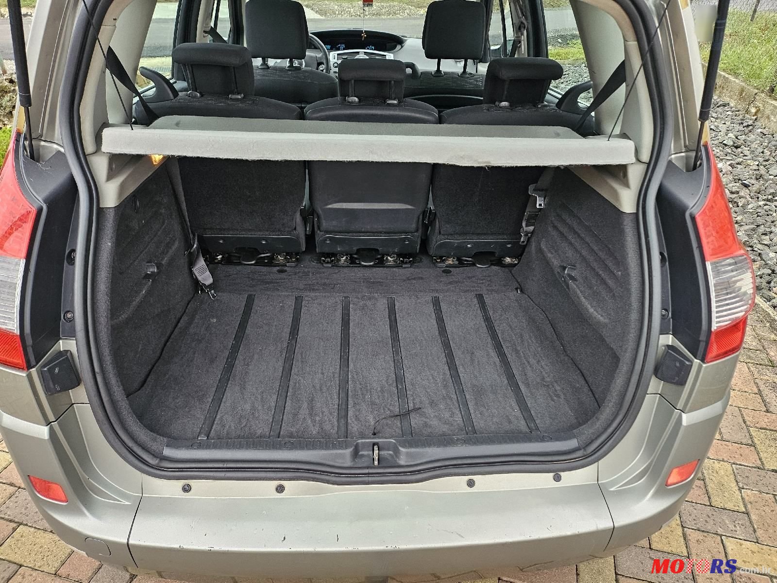 2008' Renault Scenic 1,5 Dci photo #4